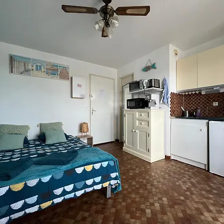 Holidays Daire Gruissan