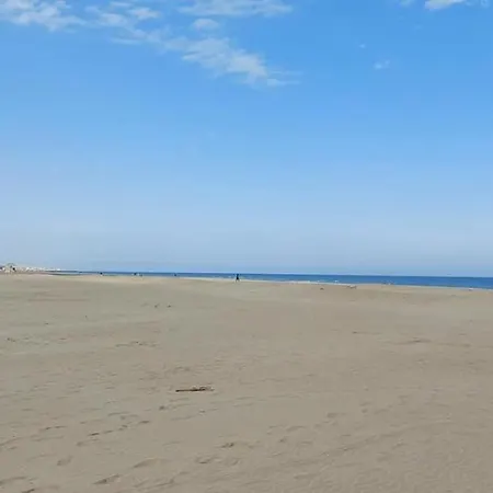 Holidays * Gruissan